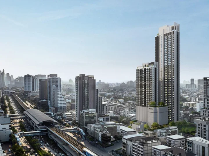 Reference Sathorn-Wongwianyai project imagery